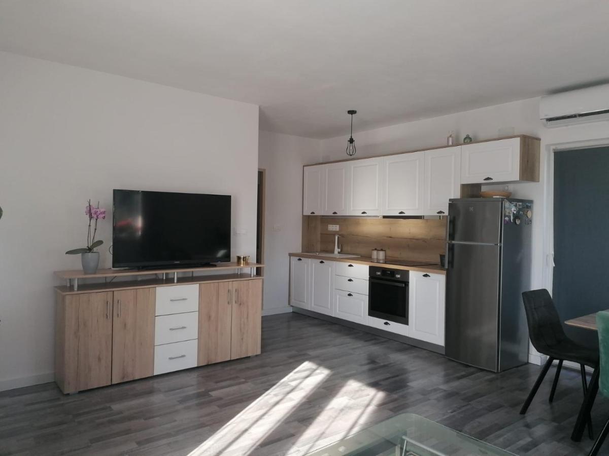 Apartments Nana Biograd Na Moru Dış mekan fotoğraf